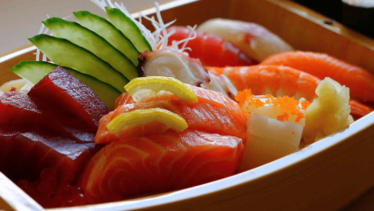 Sushi- / Sashimi-Platte